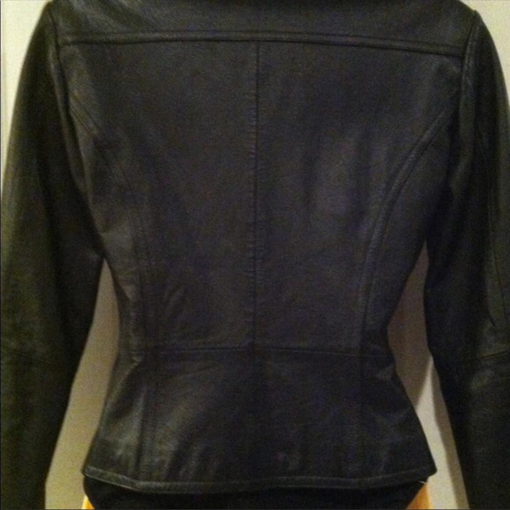 Leather jacket - Picture 3 of 4